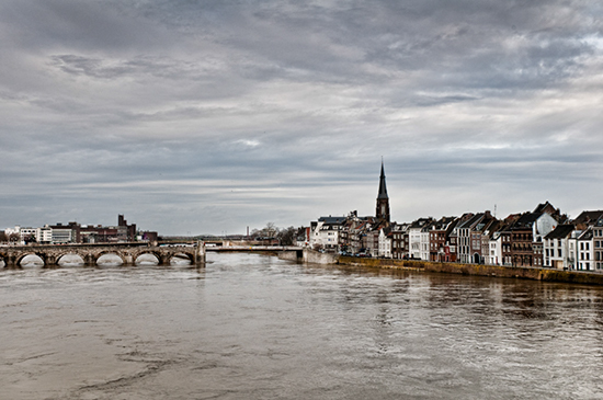 %_tempFileName2011-01-15-44RViUT%