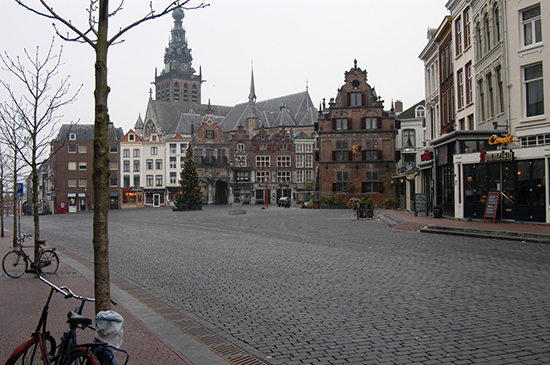 %_tempFileName2004-12-12-002%